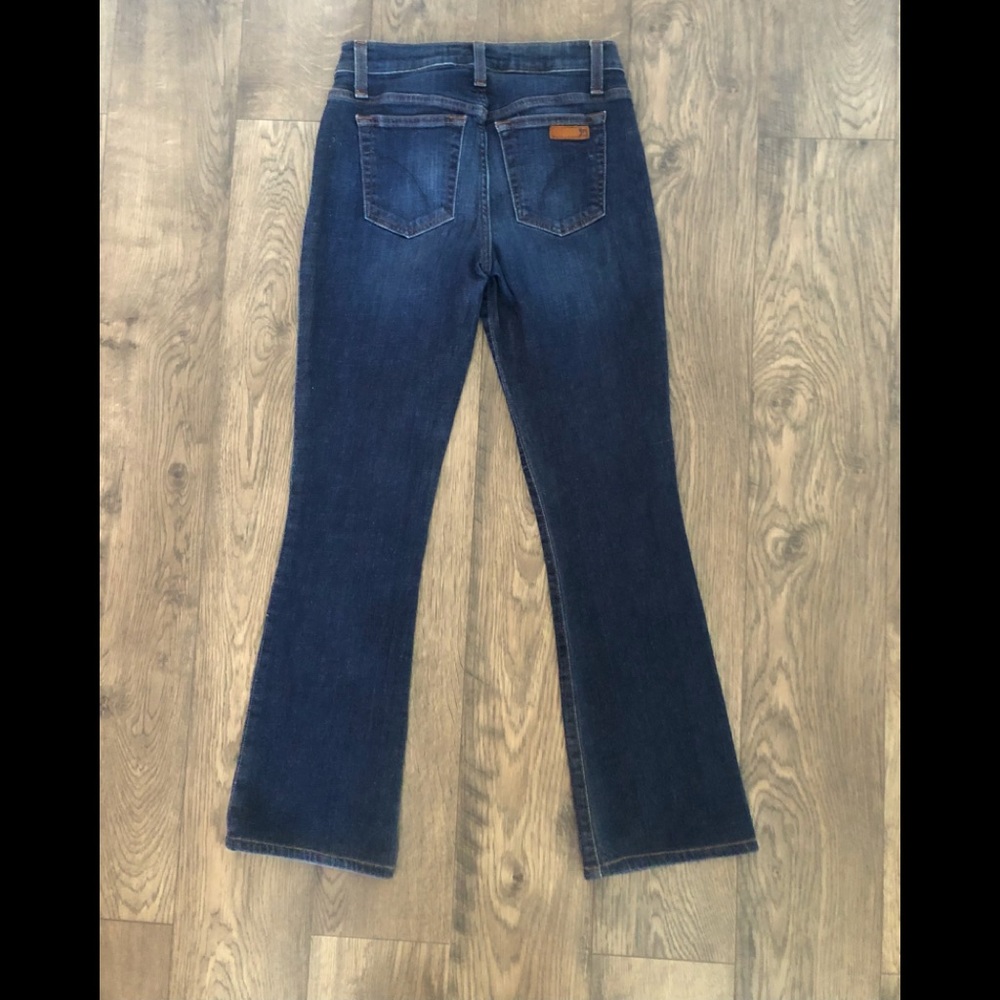 JOE’S JEANS “PETITE BOOTCUT” dark wash jeans - Picture 6 of 8